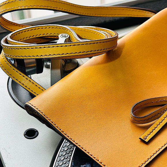 NWT | The GAP - Leather Envelope/Crossbody Bag | Deadstock - Picture 3 of 12